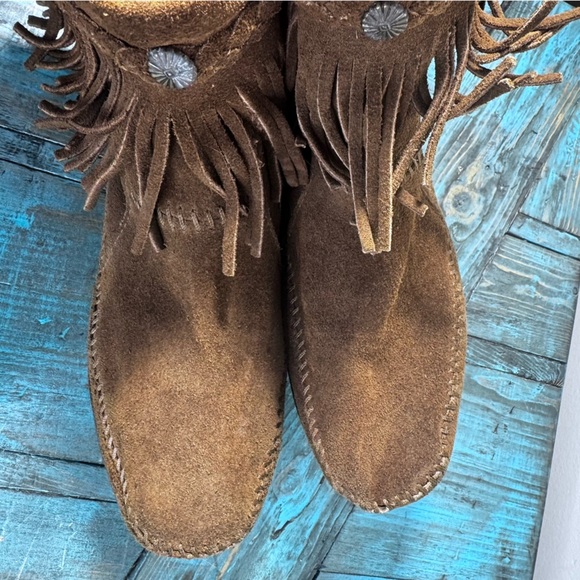 Minnetonka Suede Ankle Moccasins Size 9 - Picture 12 of 13